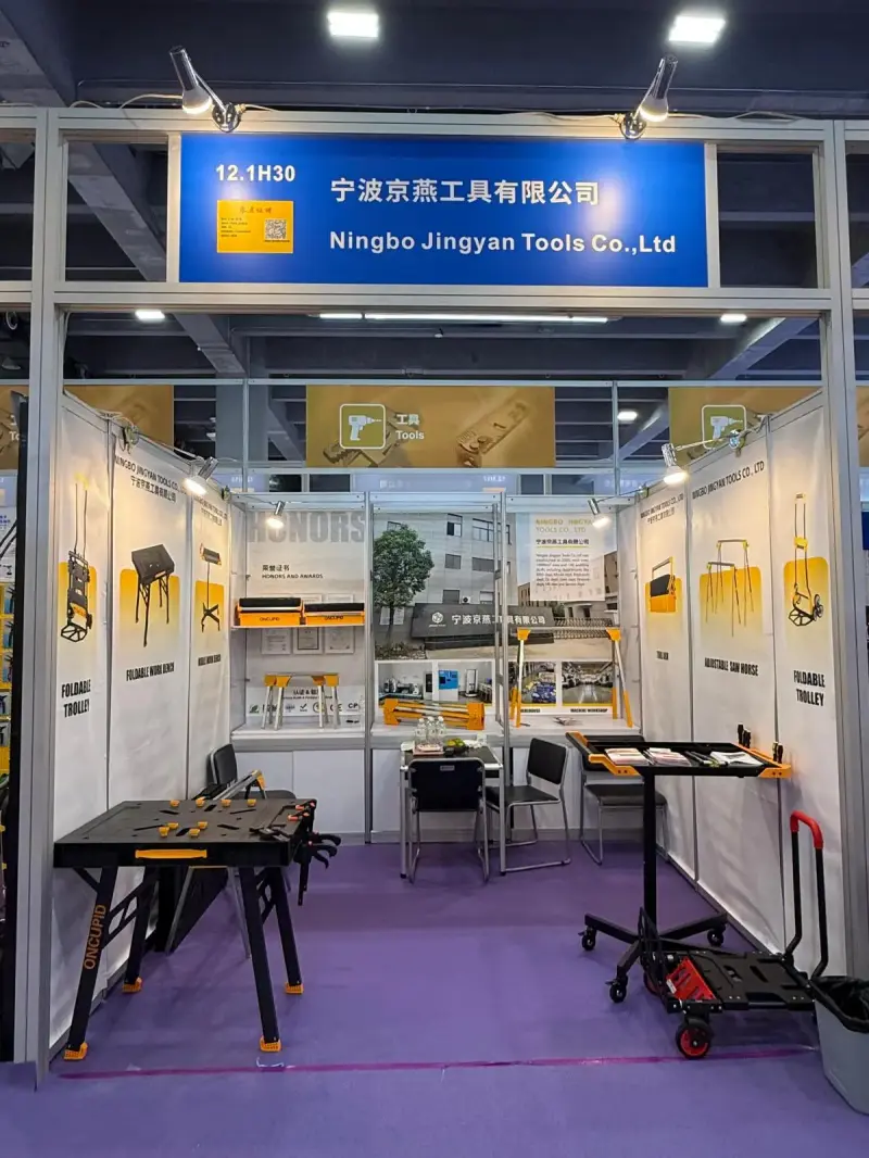 Jingyan Tools exhibition booth at the 140th Canton Fair in Guangzhou